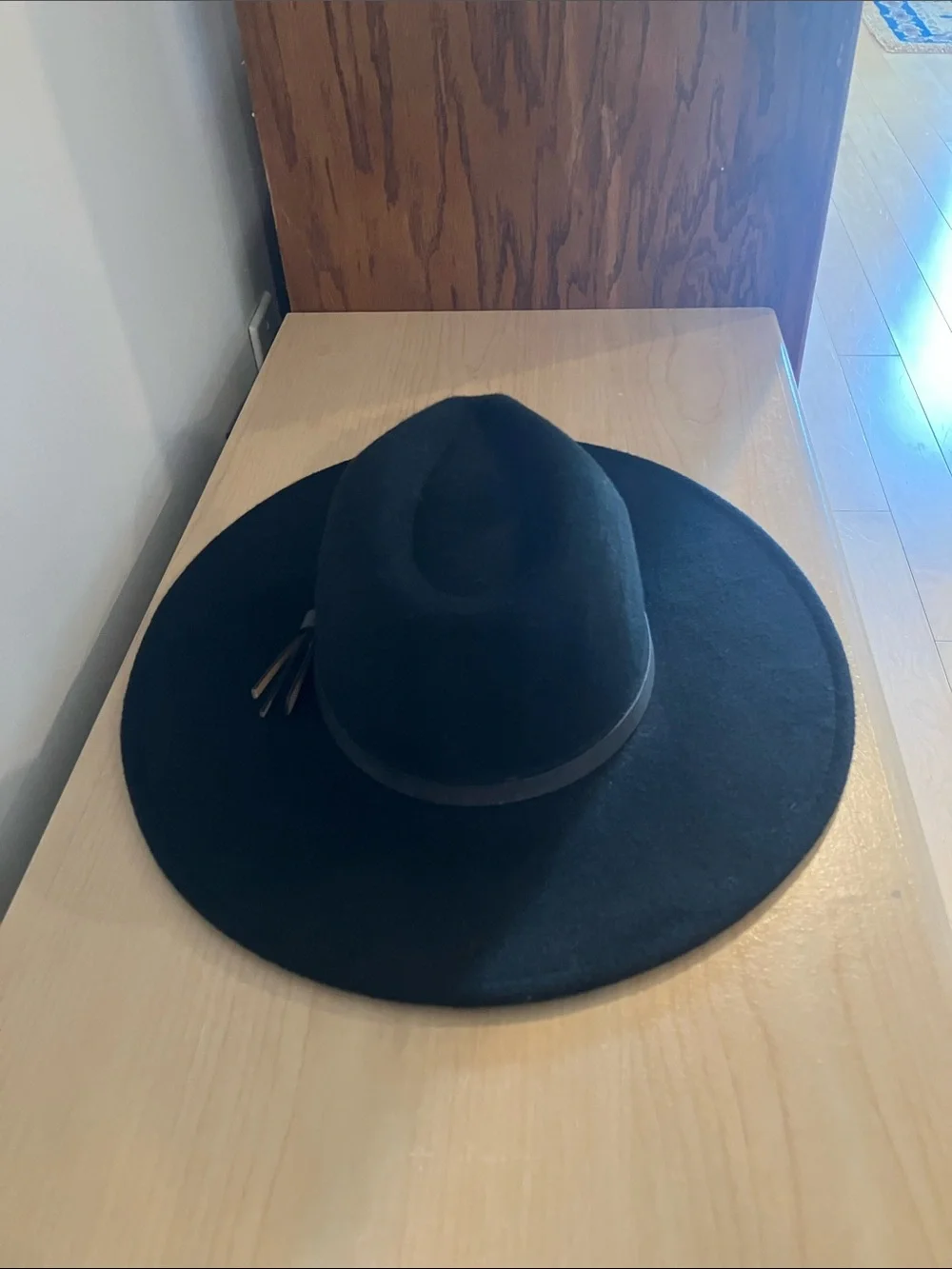 Classic Wide-Brim Felt Fedora Hat - Black